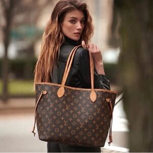 Louis Vuitton Neverfull GM Monogram Canvas Tote in Brown with Tan Trim